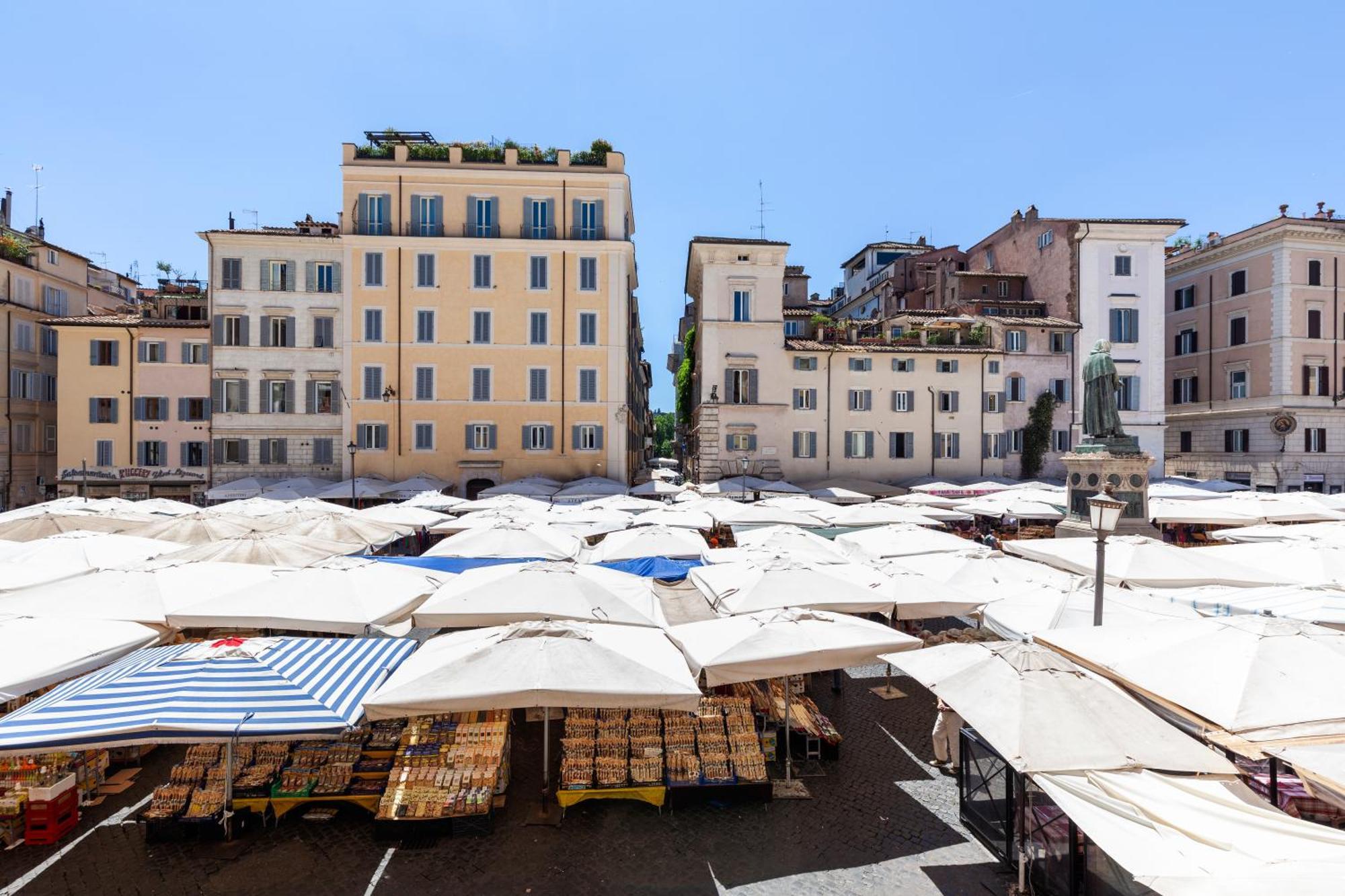 Apartmán Campo Dei Fiori Elite Luxury For 10 Guests Řím Exteriér fotografie